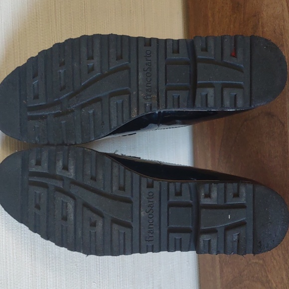 Franco Sarto Black Patent Slip-On Lug Sole Loafers - Size 8.5M - Picture 8 of 9